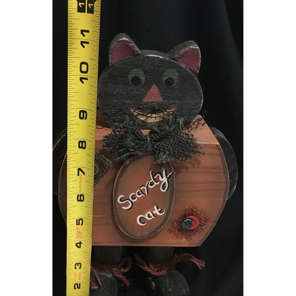 Black Scaredy Cat Wooden Halloween Decor - Picture 2 of 7